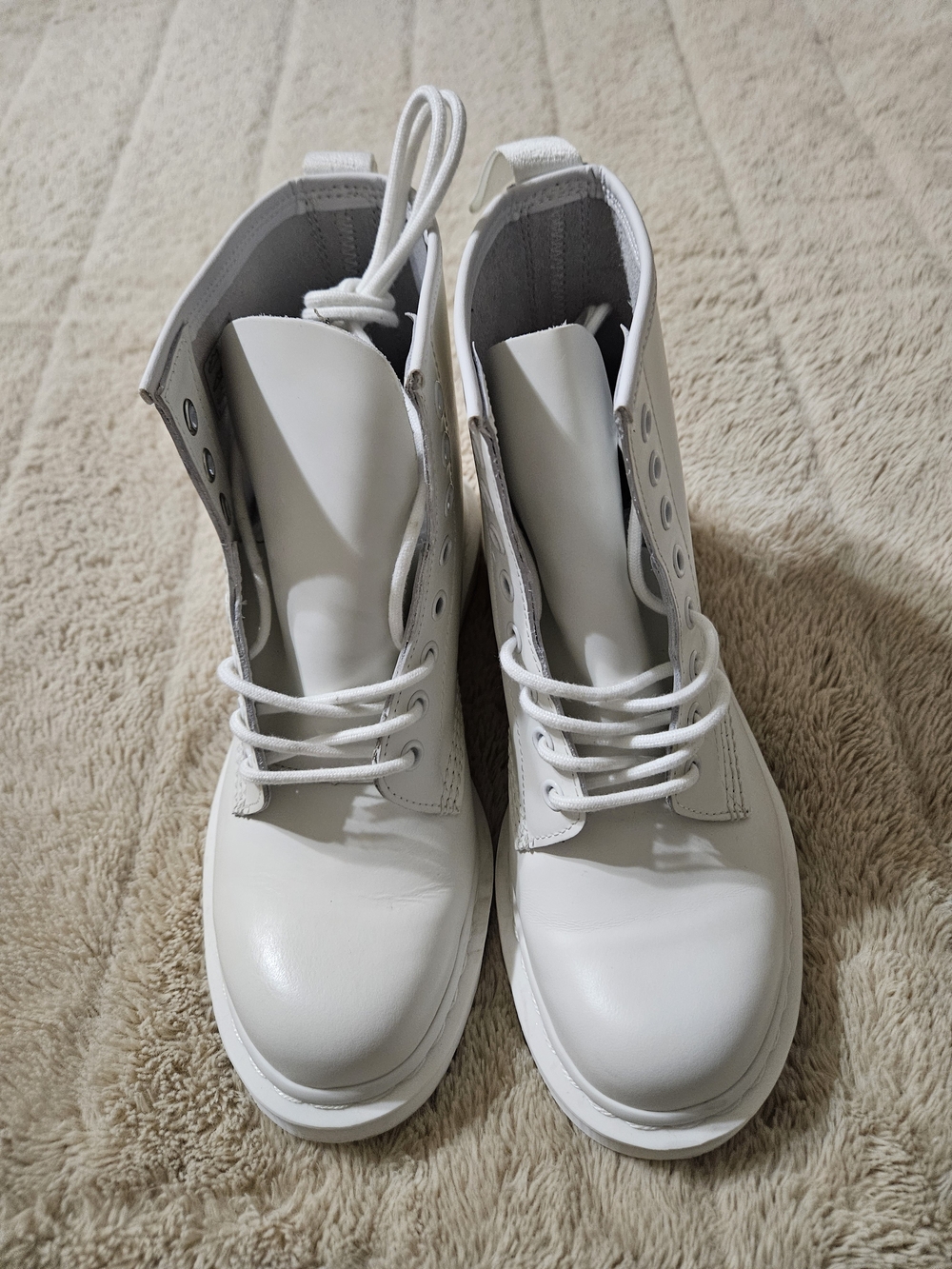 Dr Martens 1460 Mono White Leather Boot